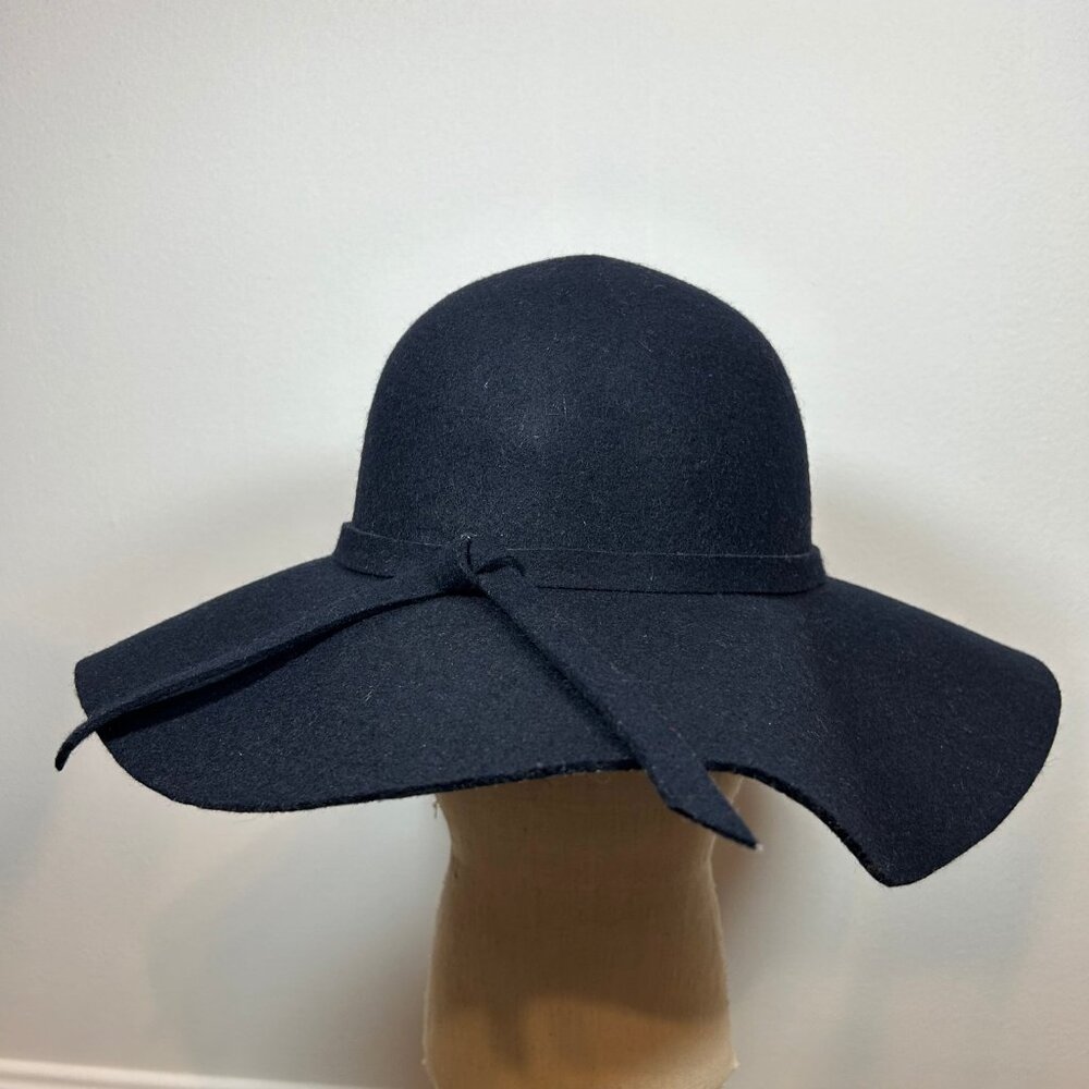 Women’s Wool Navy Blue Floppy Hat